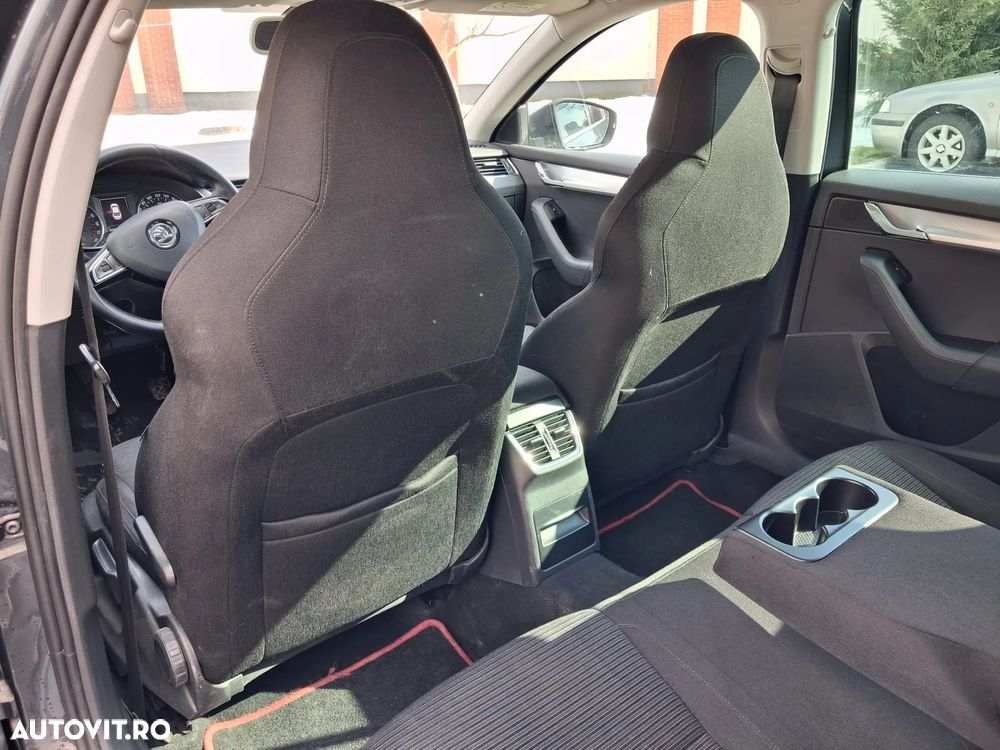 Skoda Octavia 1.6 TDI Ambition - 8