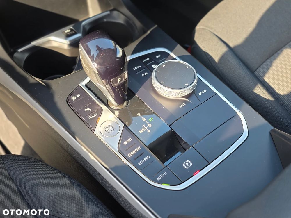 BMW Seria 1 116d Sport Line - 30