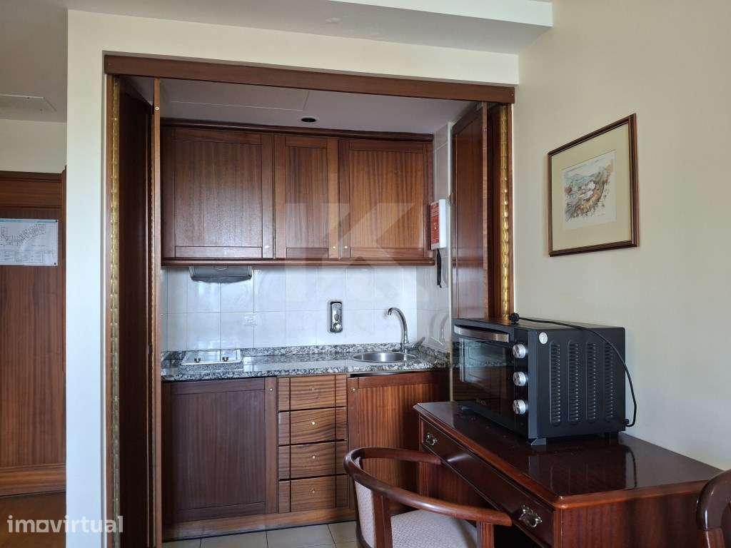 Apartamento T0 São Martinho - Ajuda - Grande imagem: 2/21