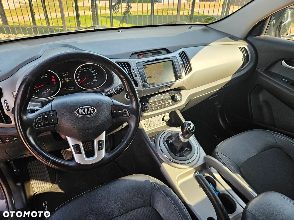 Kia Sportage 1.7 CRDI 2WD Vision - 9