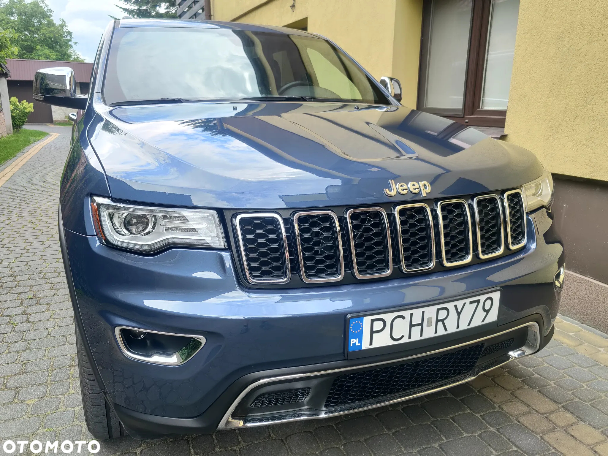 Jeep Grand Cherokee - 3