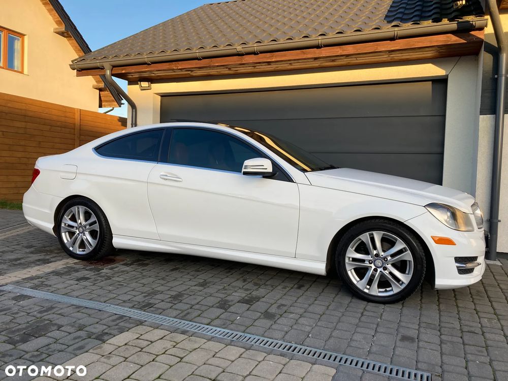 Mercedes-Benz Klasa C 250 7G-TRONIC Edition - 3