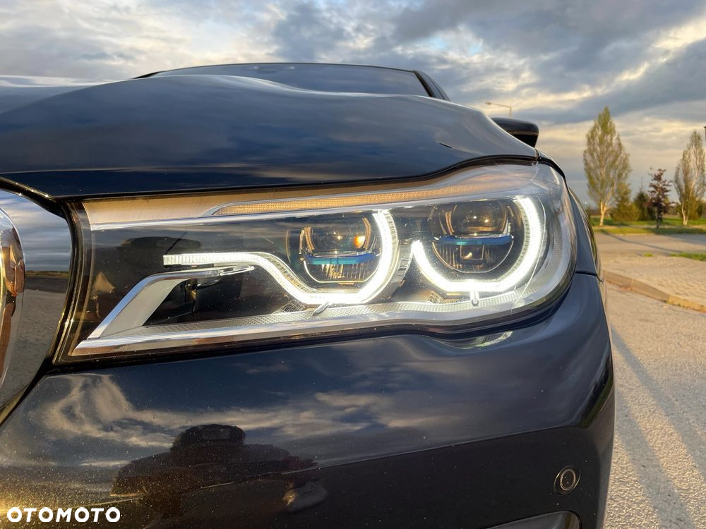 BMW Seria 7 750d xDrive - 10