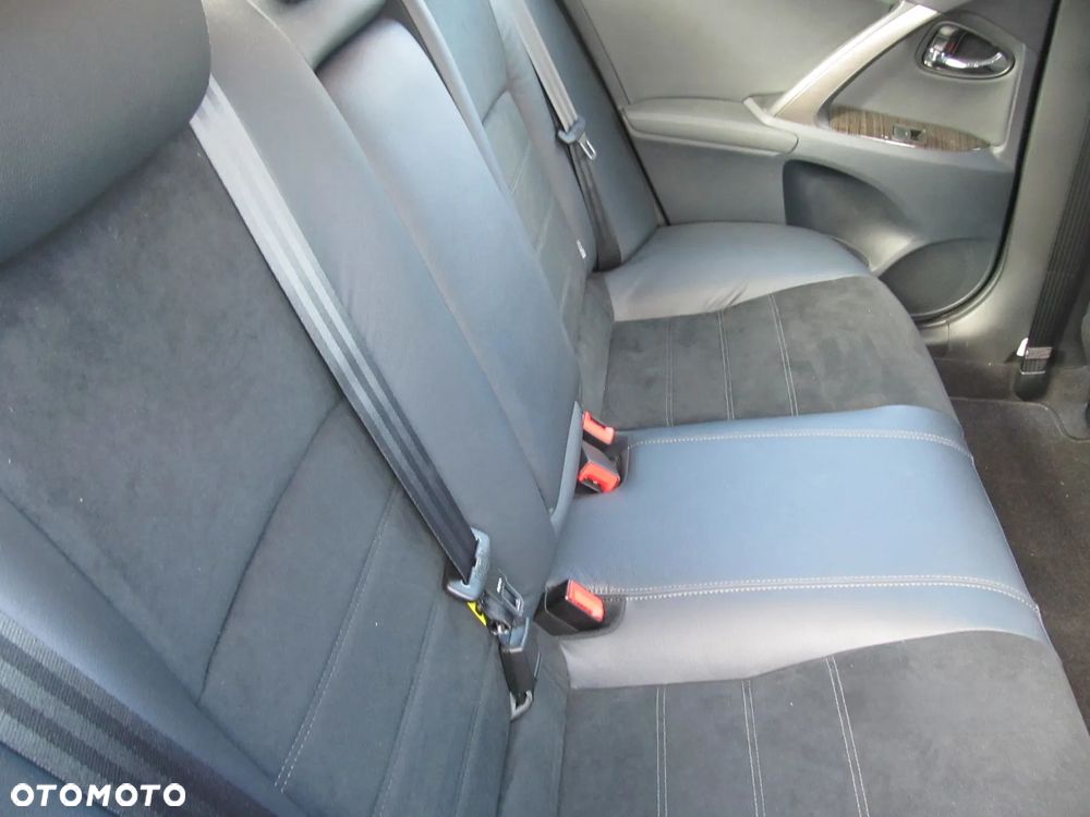 Toyota Avensis 1.8 Sol plus NAVI MS - 5