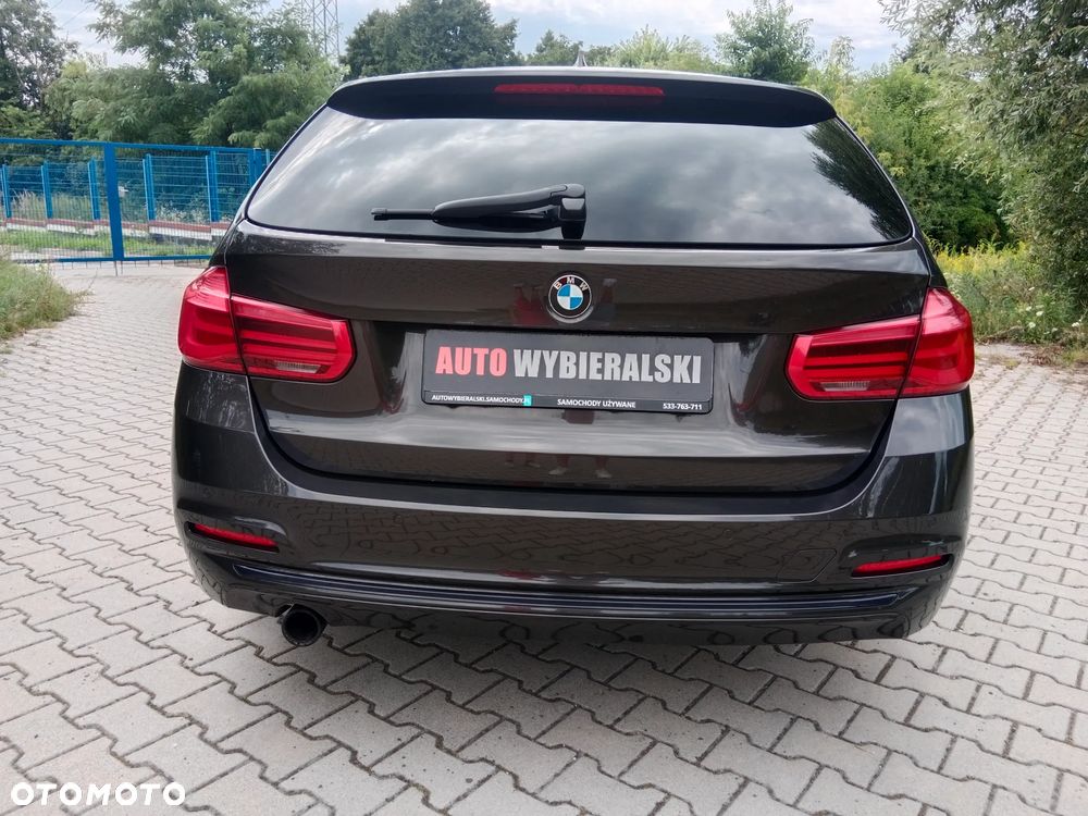 BMW Seria 3 318d Sport Line - 39