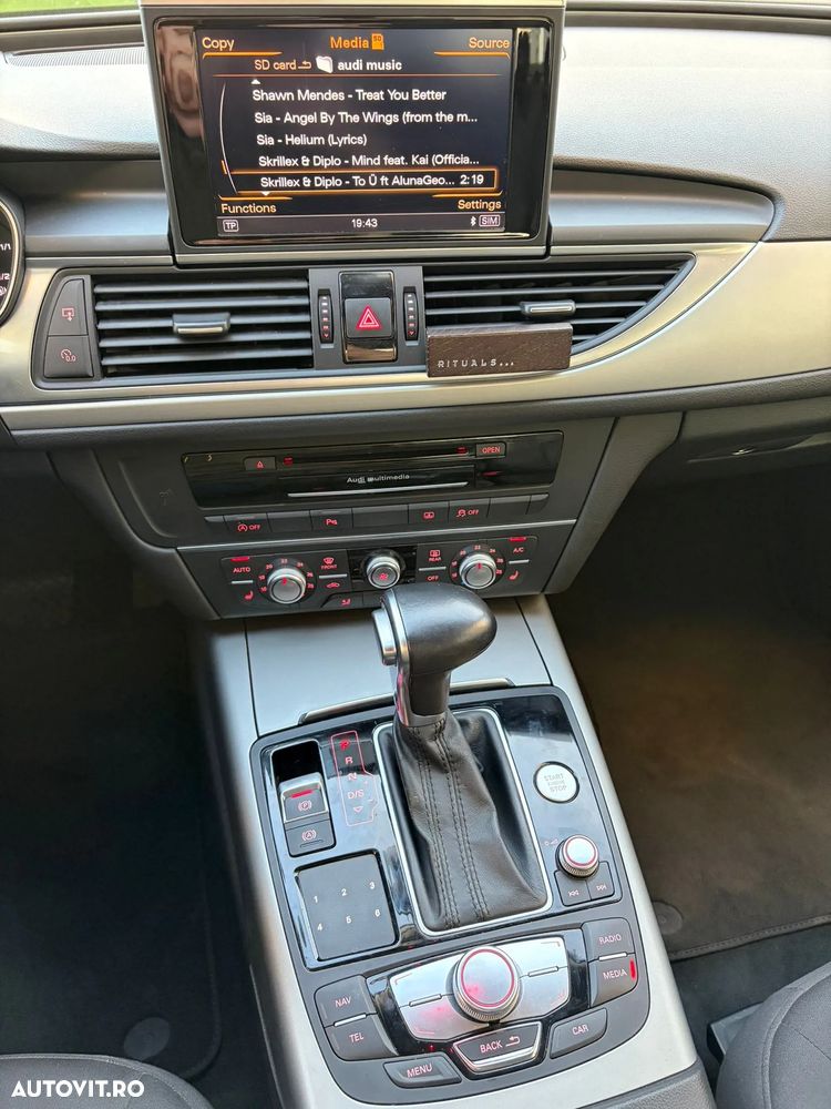 Audi A6 2.0 TDI Ultra S tronic - 13