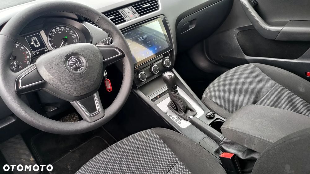 Skoda Octavia 2.0 TDI Green tec DSG Elegance - 25