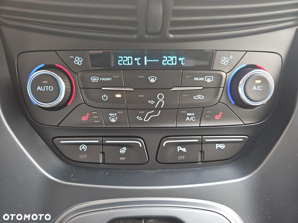 Ford Kuga Vignale 2.0 TDCi AWD - 25