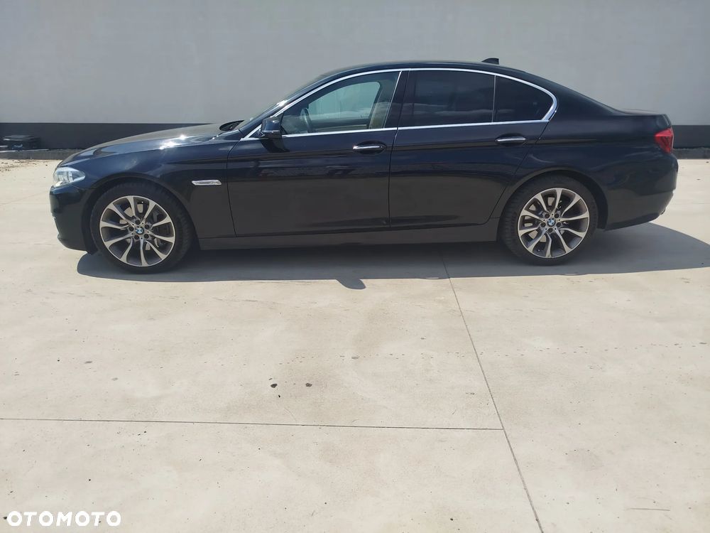 BMW Seria 5 530d Luxury Line - 4