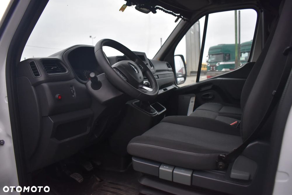 Renault Master - 15