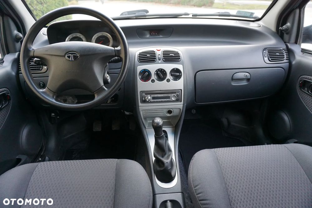 Tata Indica 1.4 GLS - 11