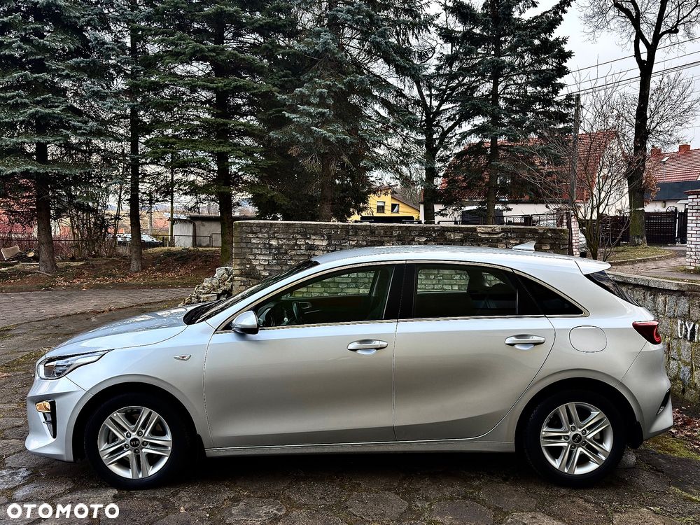 Kia Ceed 1.5 T-GDI L Business Line - 11