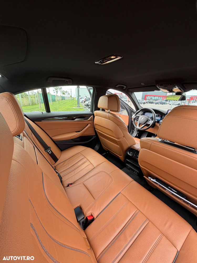 BMW Seria 5 530i Aut. Luxury Line - 5