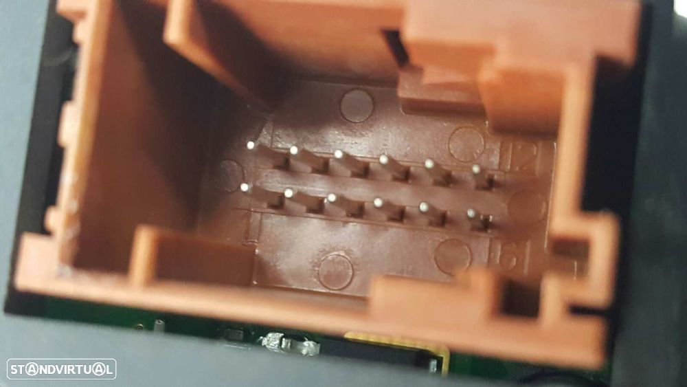 TELA/ECRÃ MULTIFUNÇÕES PEUGEOT PARTNER KOMBI ACTIVE - 5