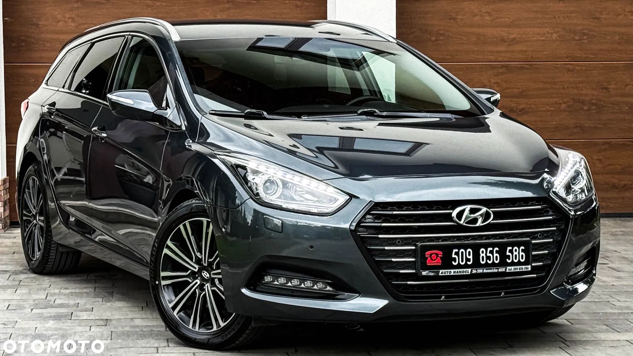 Hyundai i40 1.7 CRDi BlueDrive Business DCT - 1