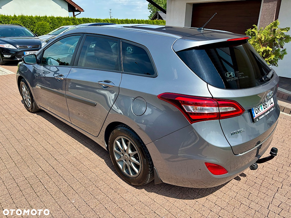 Hyundai i30 1.4 CRDi Premium - 8