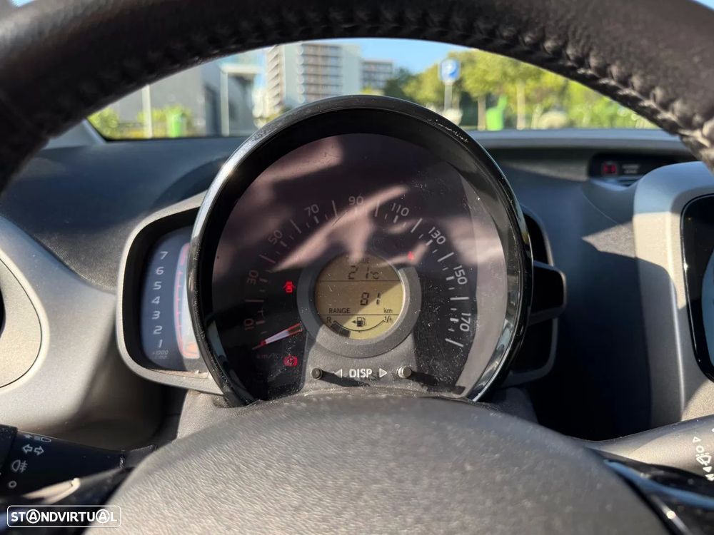 Toyota Aygo 1.0 X-Play+AC+X-Touch - 16