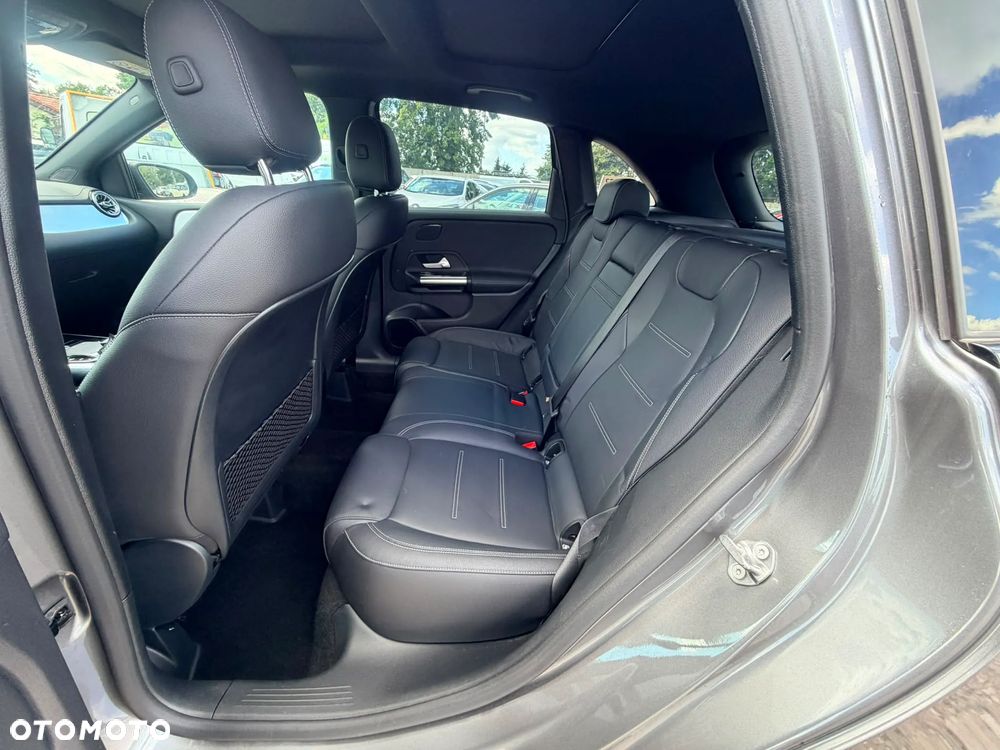 Mercedes-Benz Klasa B 220 d 4-Matic 8G-DCT - 18