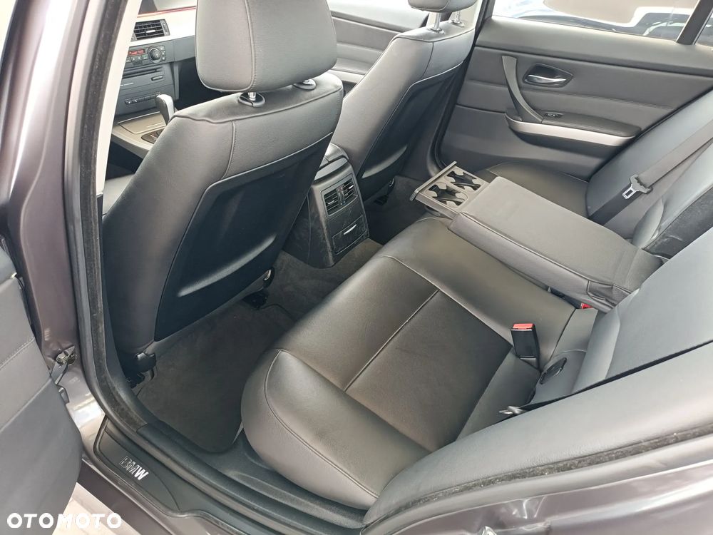 BMW Seria 3 - 8