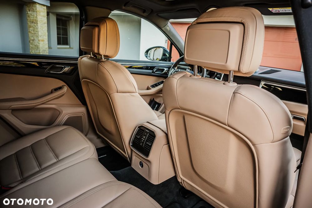 Porsche Macan Standard - 15