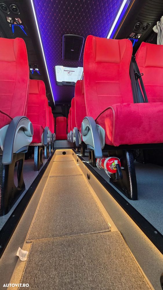 Mercedes-Benz SPRINTER - 14