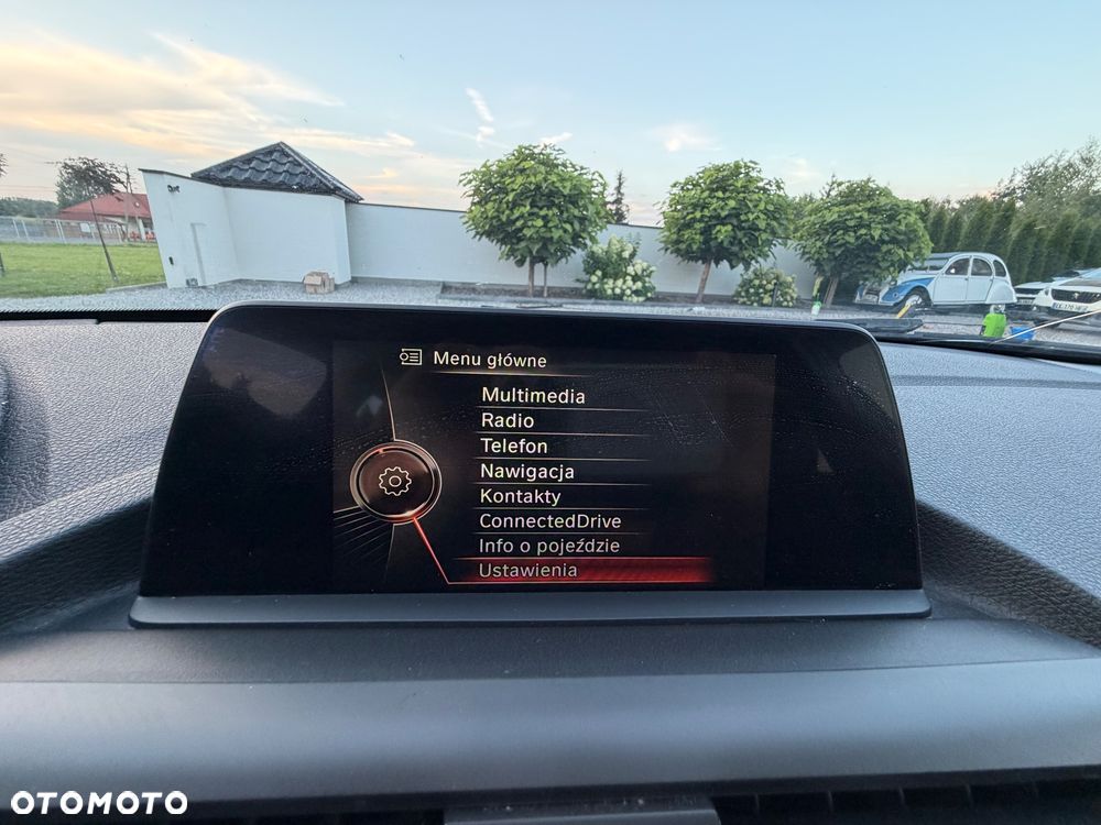 BMW Seria 1 118d Edition Metropolitan - 26