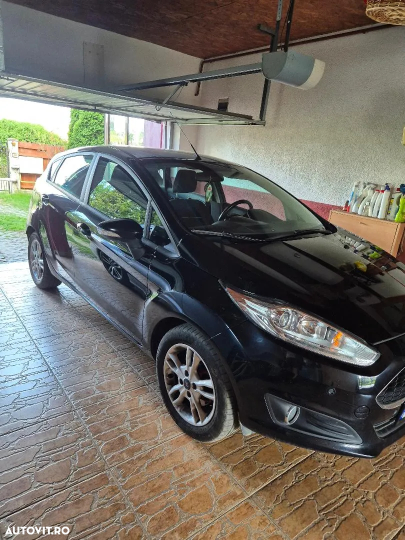 Ford Fiesta 1.5 TDCi SYNC Edition - 5
