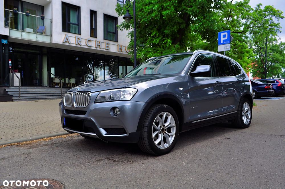 BMW X3 xDrive28i - 2