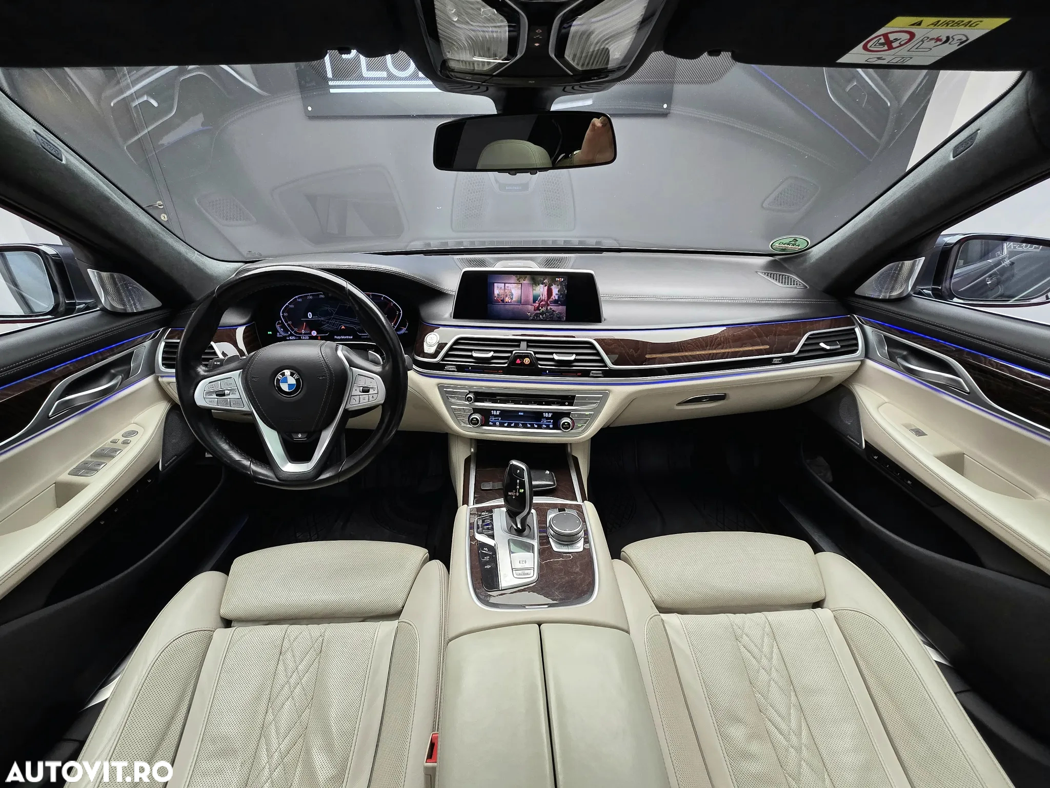 BMW Seria 7 750Ld xDrive - 25