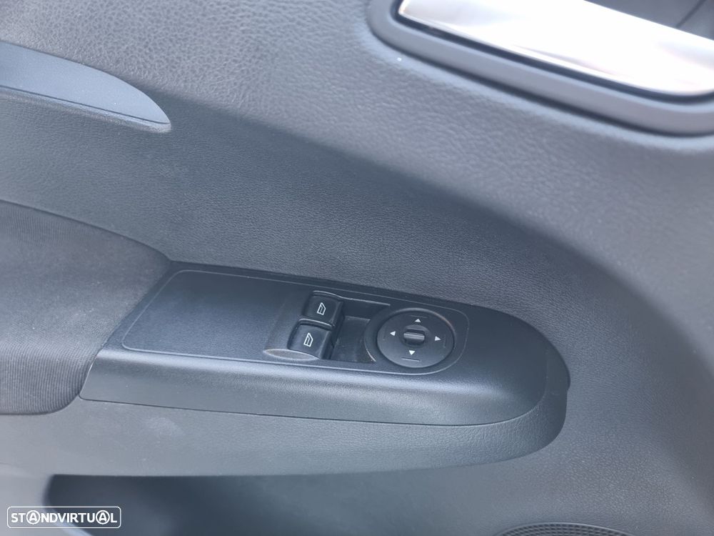 Ford Transit Courier 1.5 TDCi Ambiente - 15