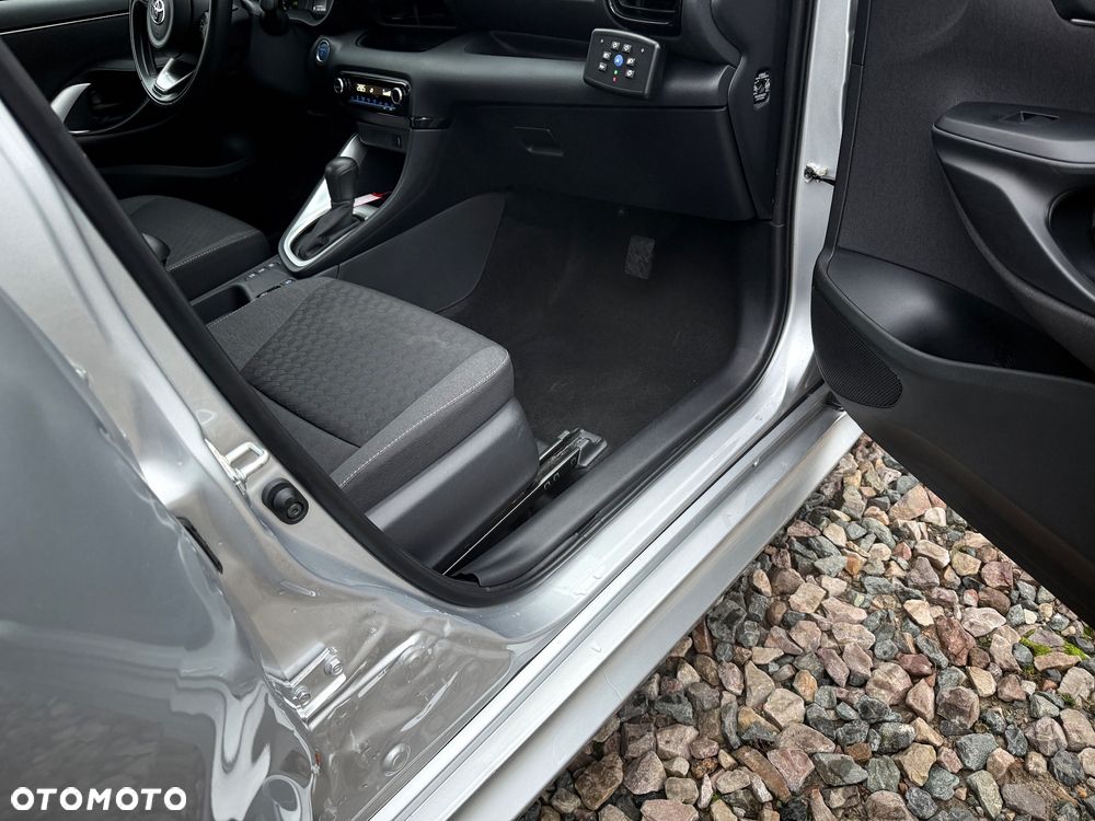 Toyota Yaris 1.5 VVT-i Style - 20