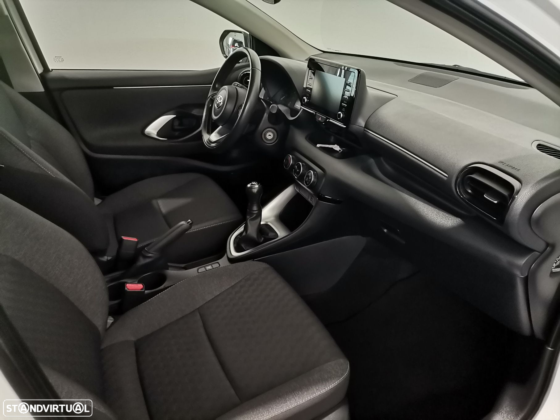 Toyota Yaris 1.0 VVT-i Comfort Plus - 7