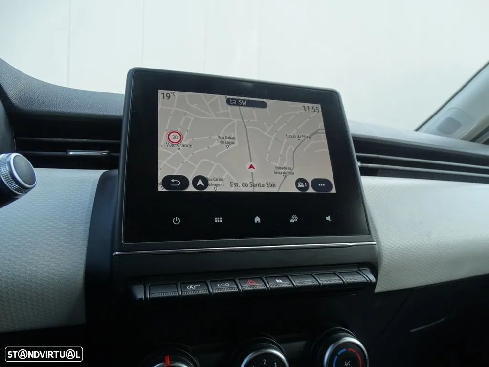 Renault Clio 1.0 TCe Limited CVT - 18