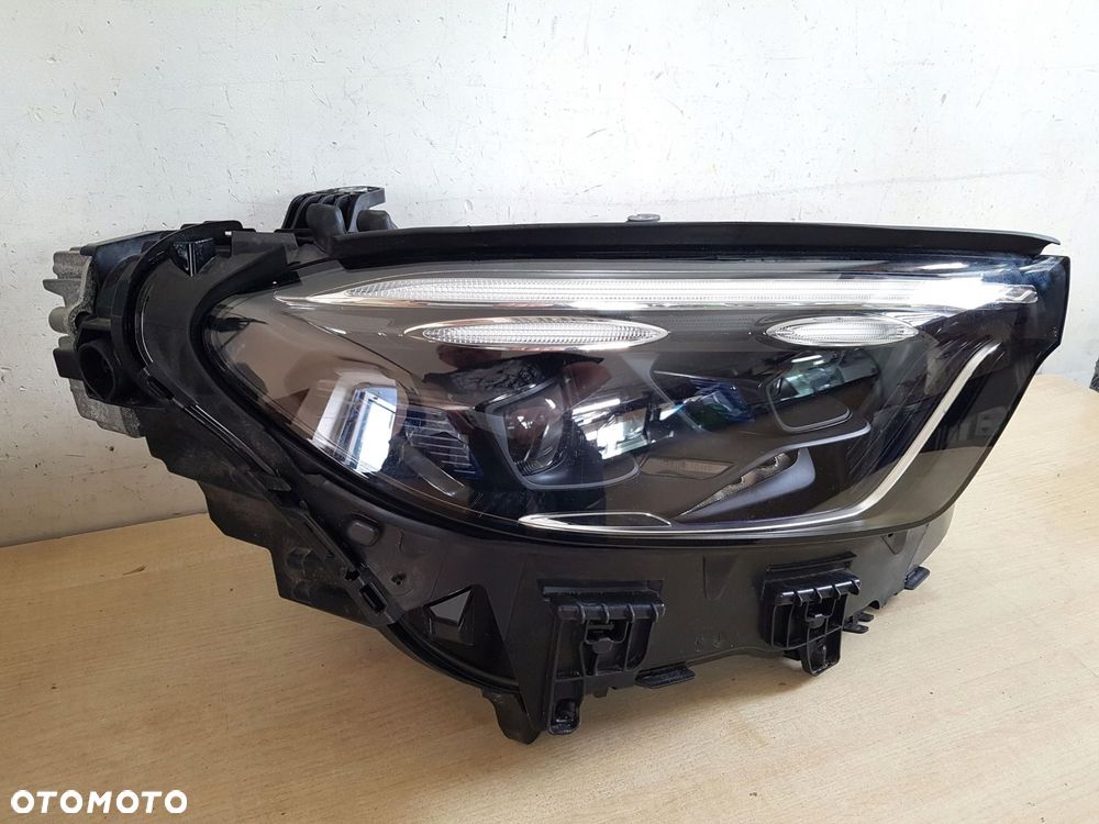 mercedes glc prawa lampa reflektor digital light led a2549066802 - 2