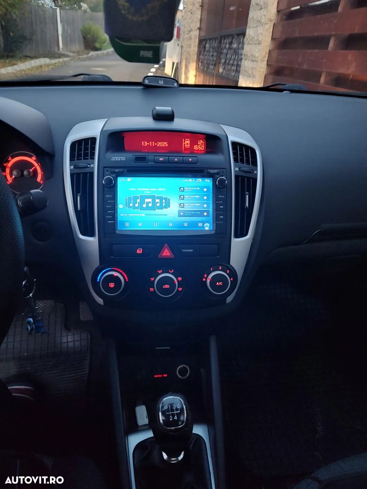 Kia Ceed 1.4 CVVT SW Edition 7 - 9