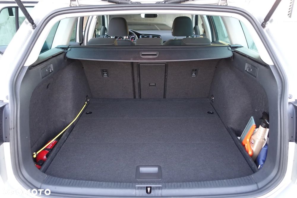 Volkswagen Golf Variant 1.5 TSI BMT Highline - 37