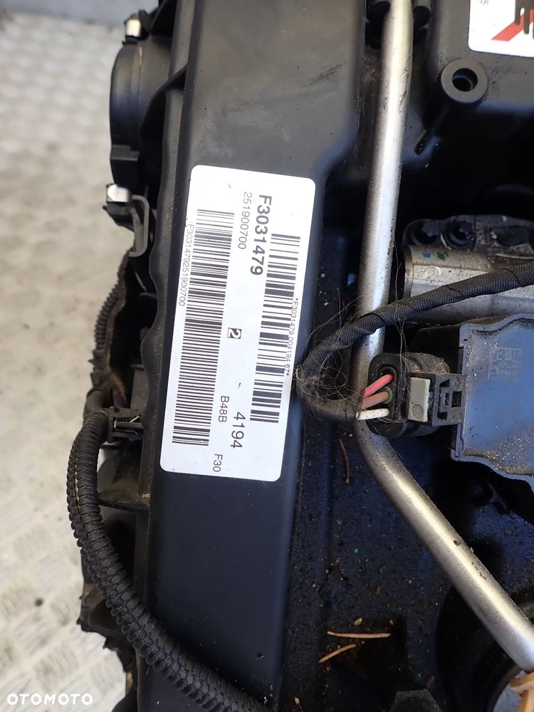 SILNIK BMW 320i  B48B20A - 8