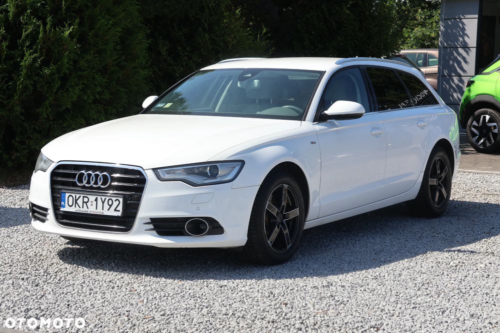 Audi A6 Avant - 1