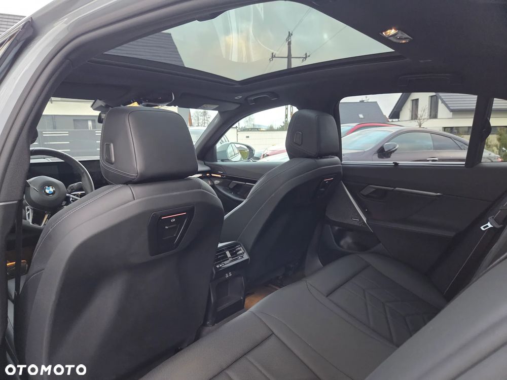 BMW Seria 5 520d xDrive mHEV M Sport - 26