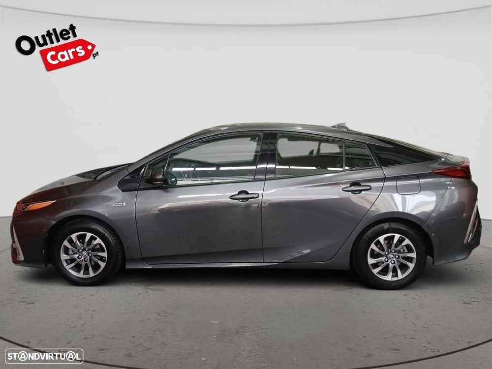 Toyota Prius - 3