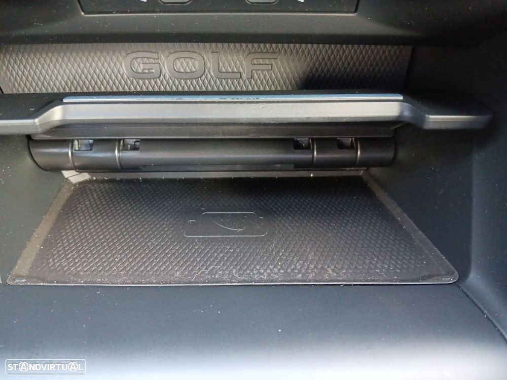 VW Golf 2.0 TDI GTD DSG - 31
