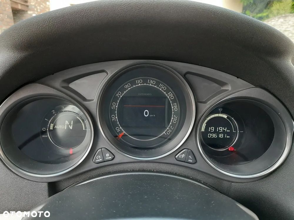 Citroën C4 1.6 e-HDi Exclusive MCP - 21