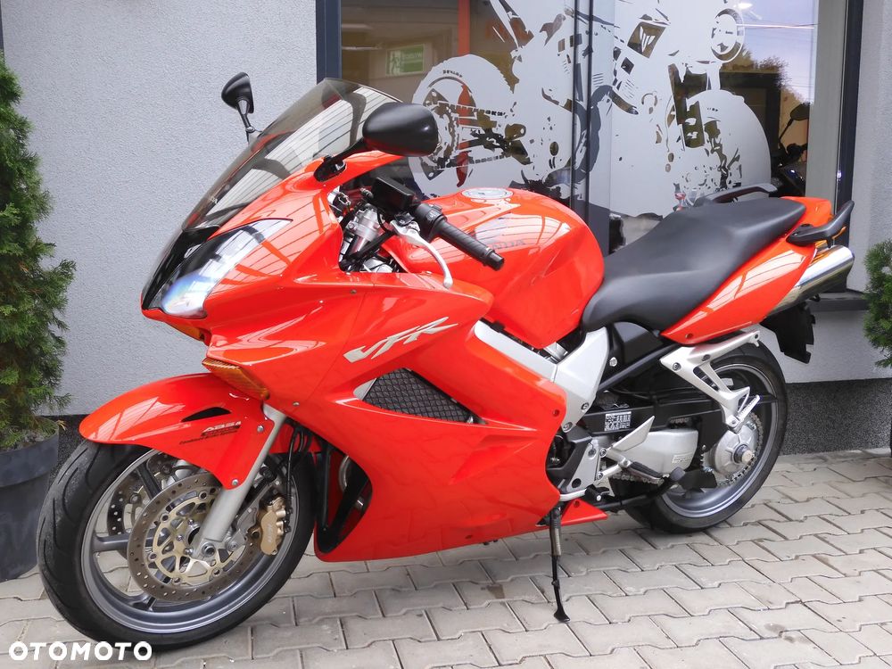 Honda VFR - 20