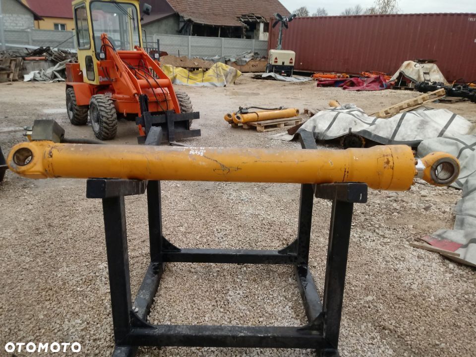 Siłownik Liebherr 914 Nowy Typ 198 80 95 - 8