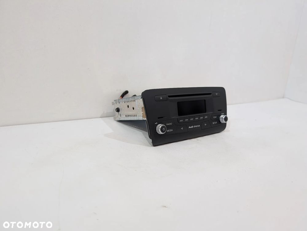 AUDI A1 8X RADIO CD CHORUS 8X0035160A - 4