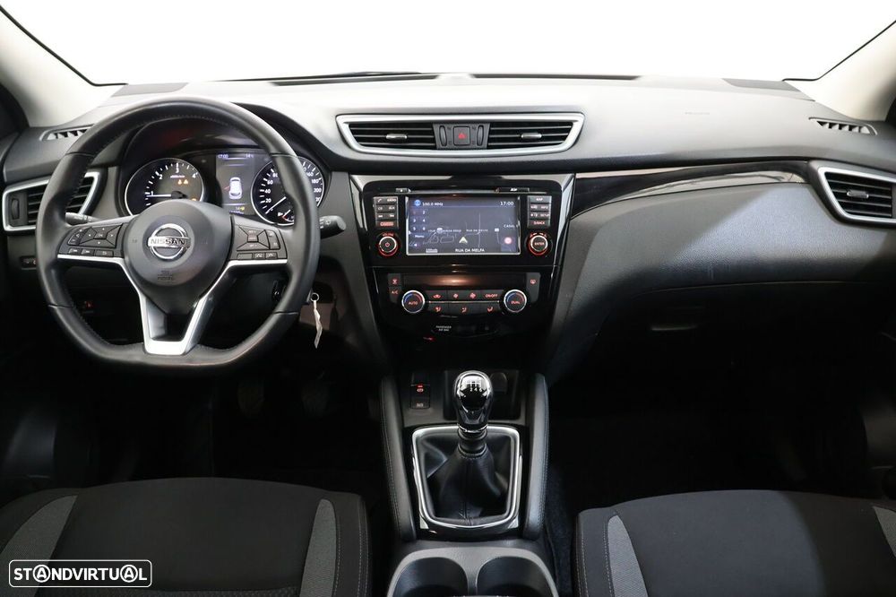 Nissan Qashqai 1.5 dCi N-Connecta - 6