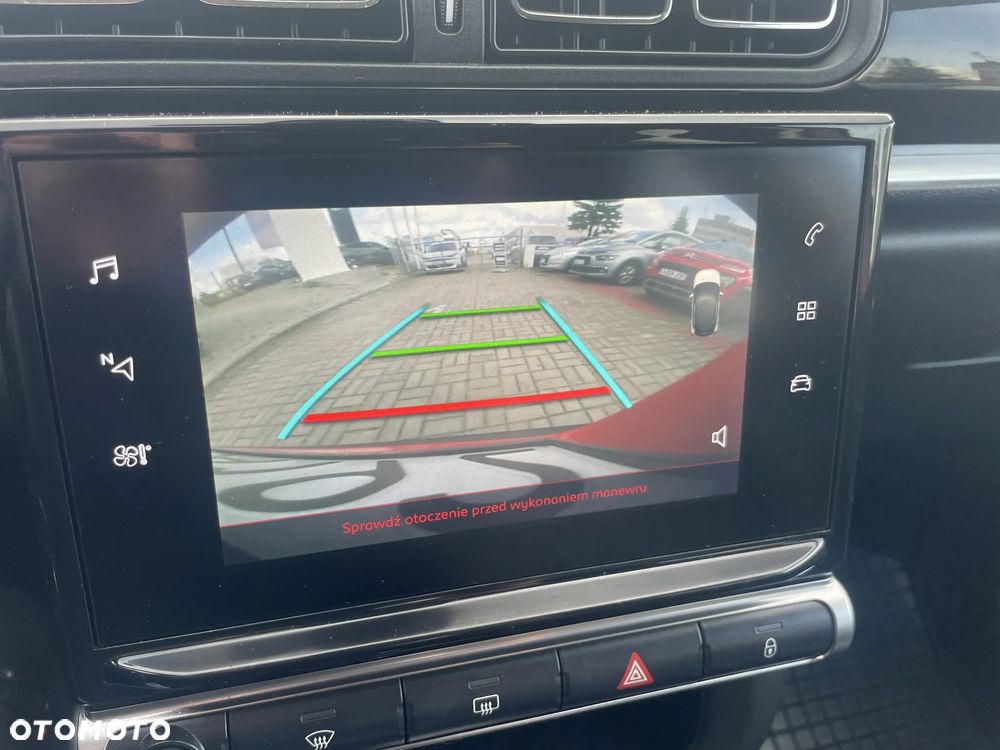 Citroën C3 1.2 PureTech Shine - 20