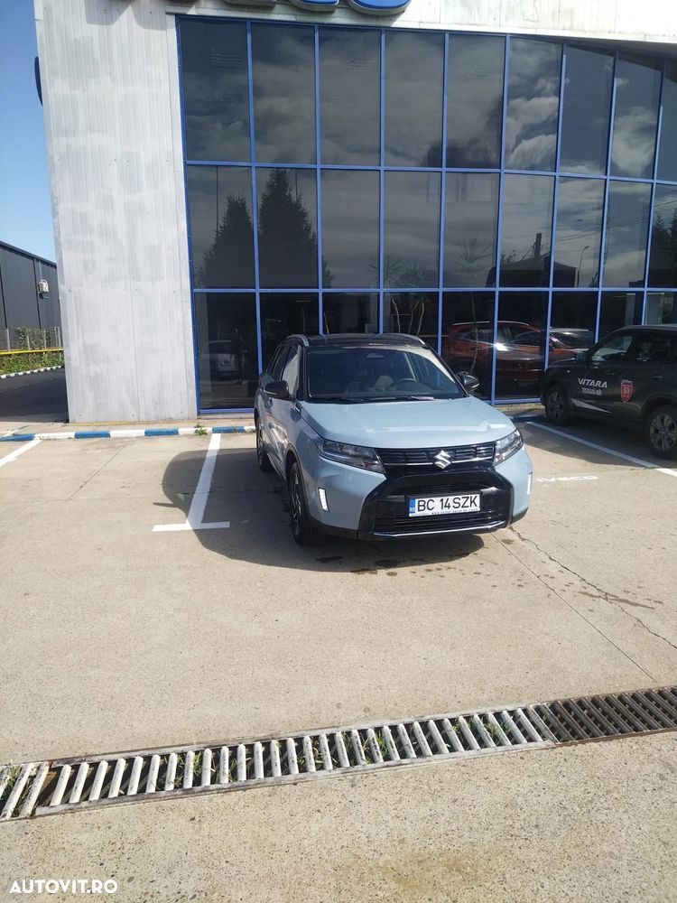 Suzuki Vitara 1.4 Boosterjet AllGrip MHEV Spirit - 3
