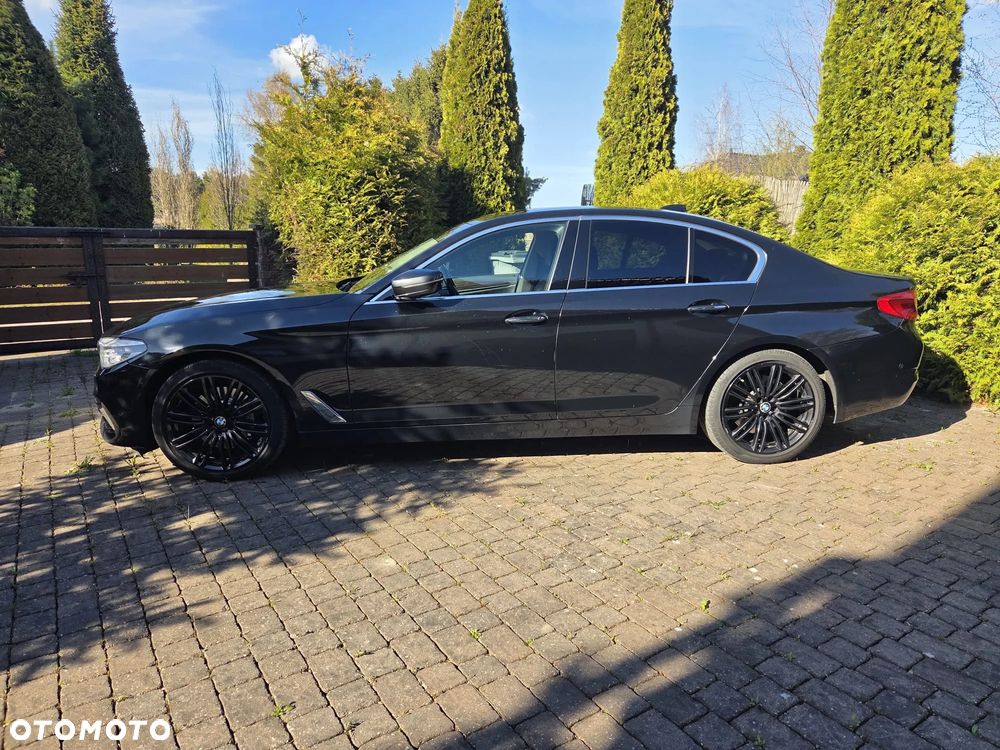 BMW Seria 5 530d Luxury Line - 9