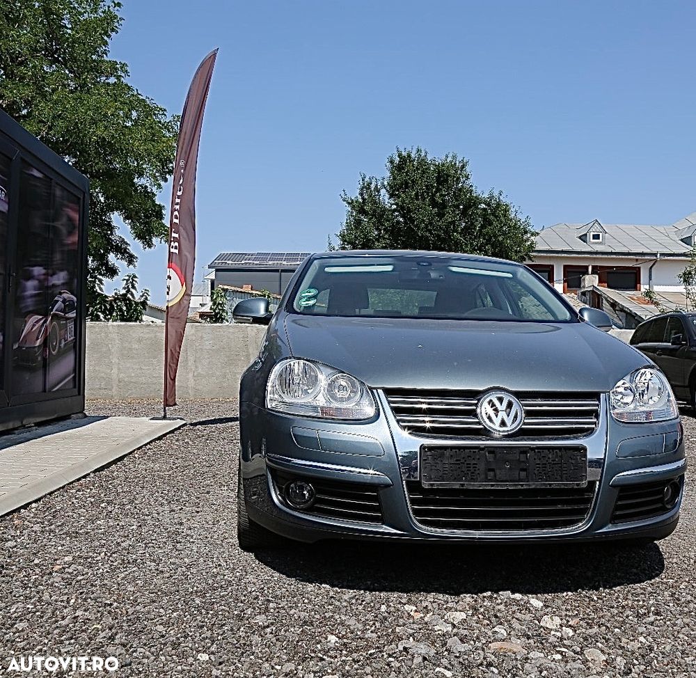 Volkswagen Jetta 1.9 TDI Comfortline - 2